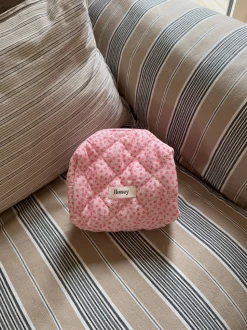 Honey lille toilettaske - Pink med små blomster