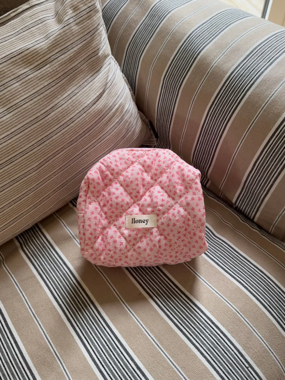 Honey lille toilettaske - Pink med små blomster