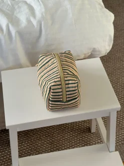 Honey lille toilettaske med striber - Beige/grøn