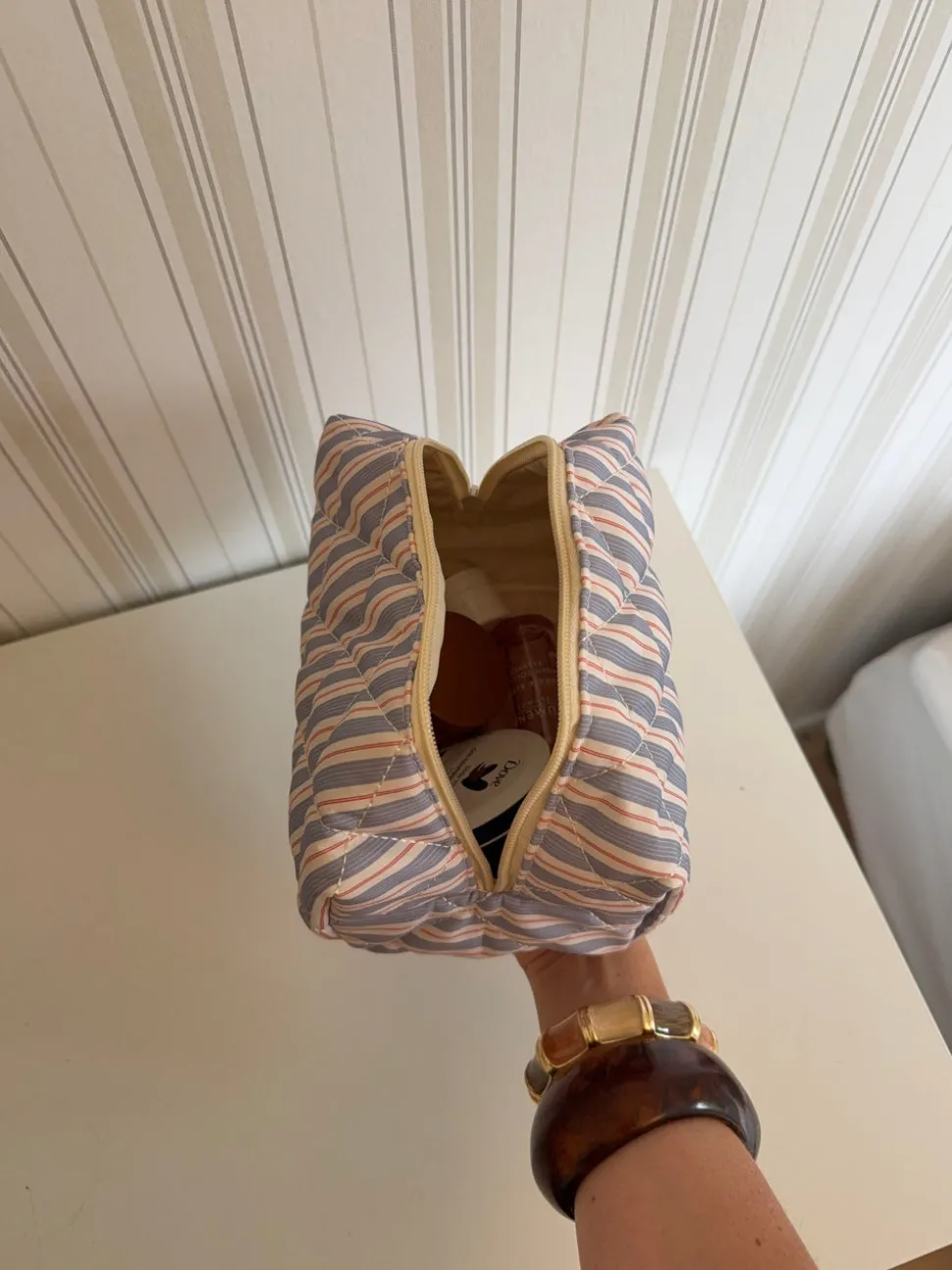 Honey lille toilettaske med striber - Blå/hvid/rød