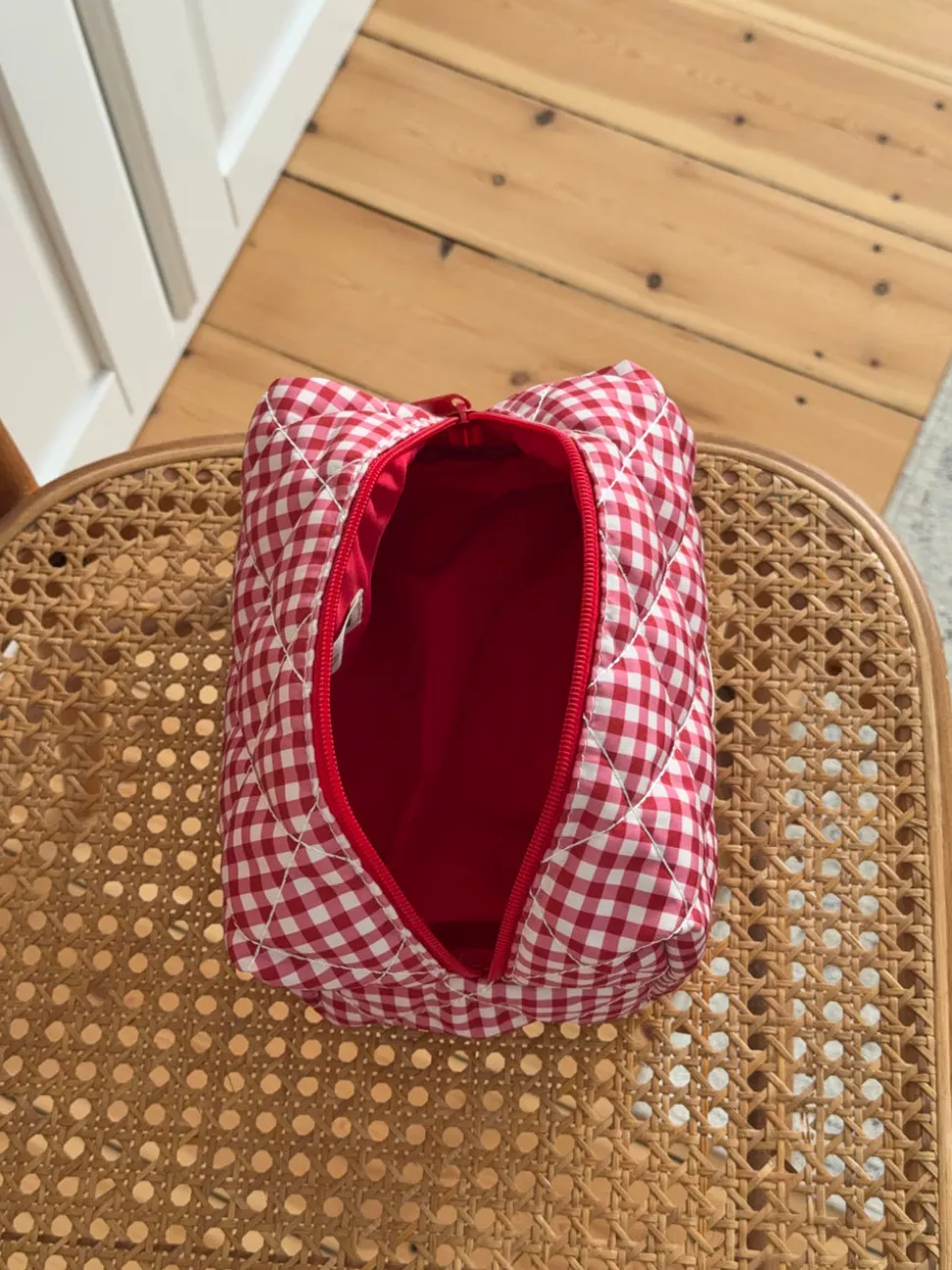 Honey lille toilettaske med tern - Hvid/rød