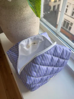 Honey stor toilettaske med striber - Blå/hvid