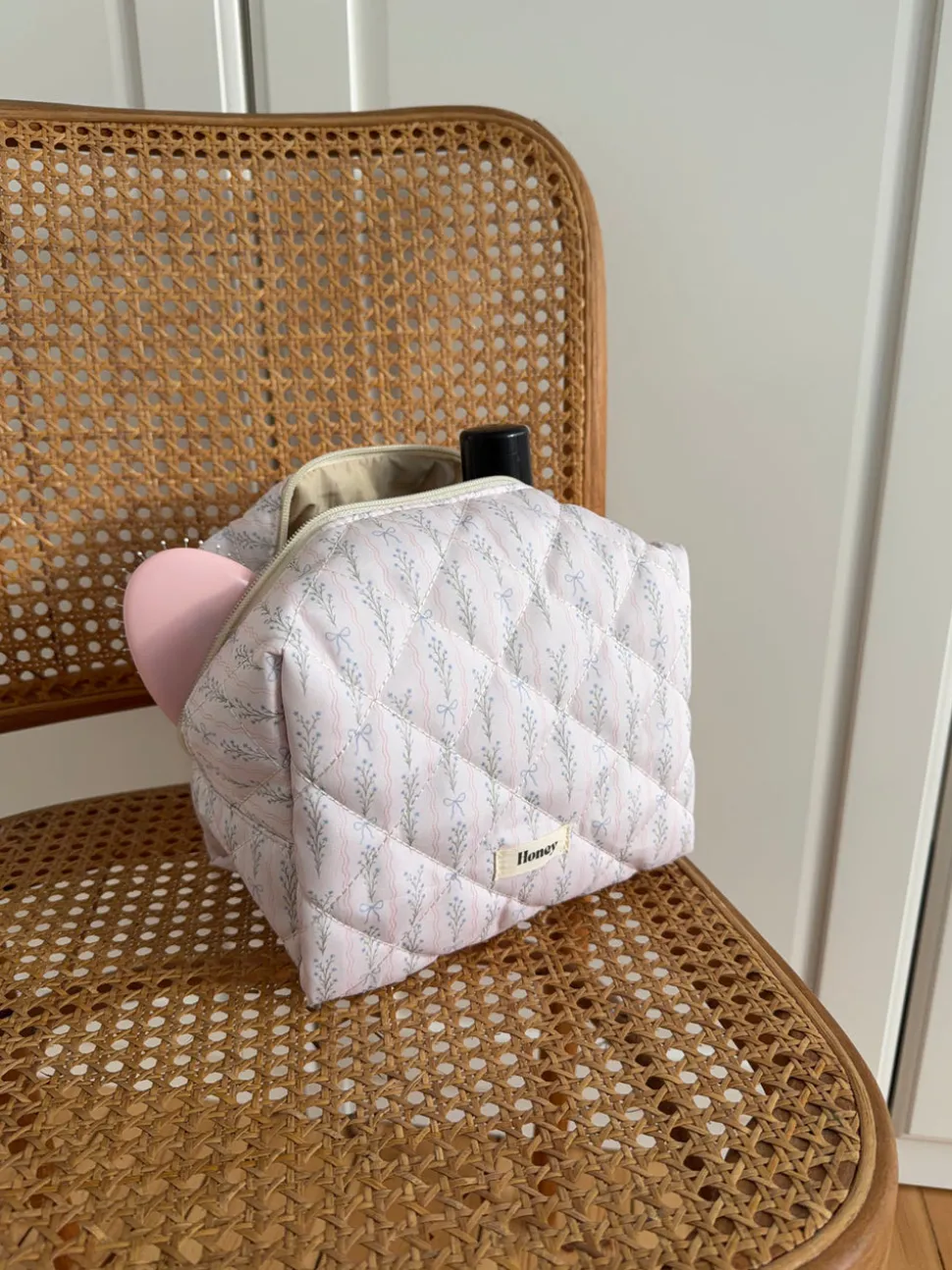 Honey stor toilettaske med mønster - Off white