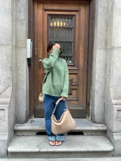 Ibi taske med nitter - Beige