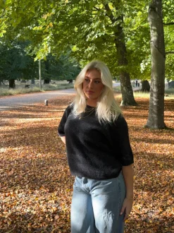Isabell trekvartærmet striktrøje - Mørkegrå