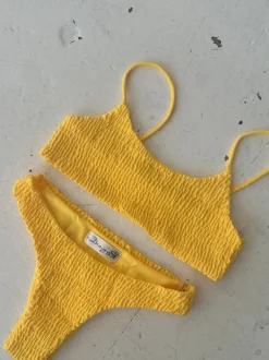 Jade bikini gul