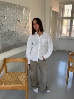 Jannie skjorte med åben ryg - Hvid