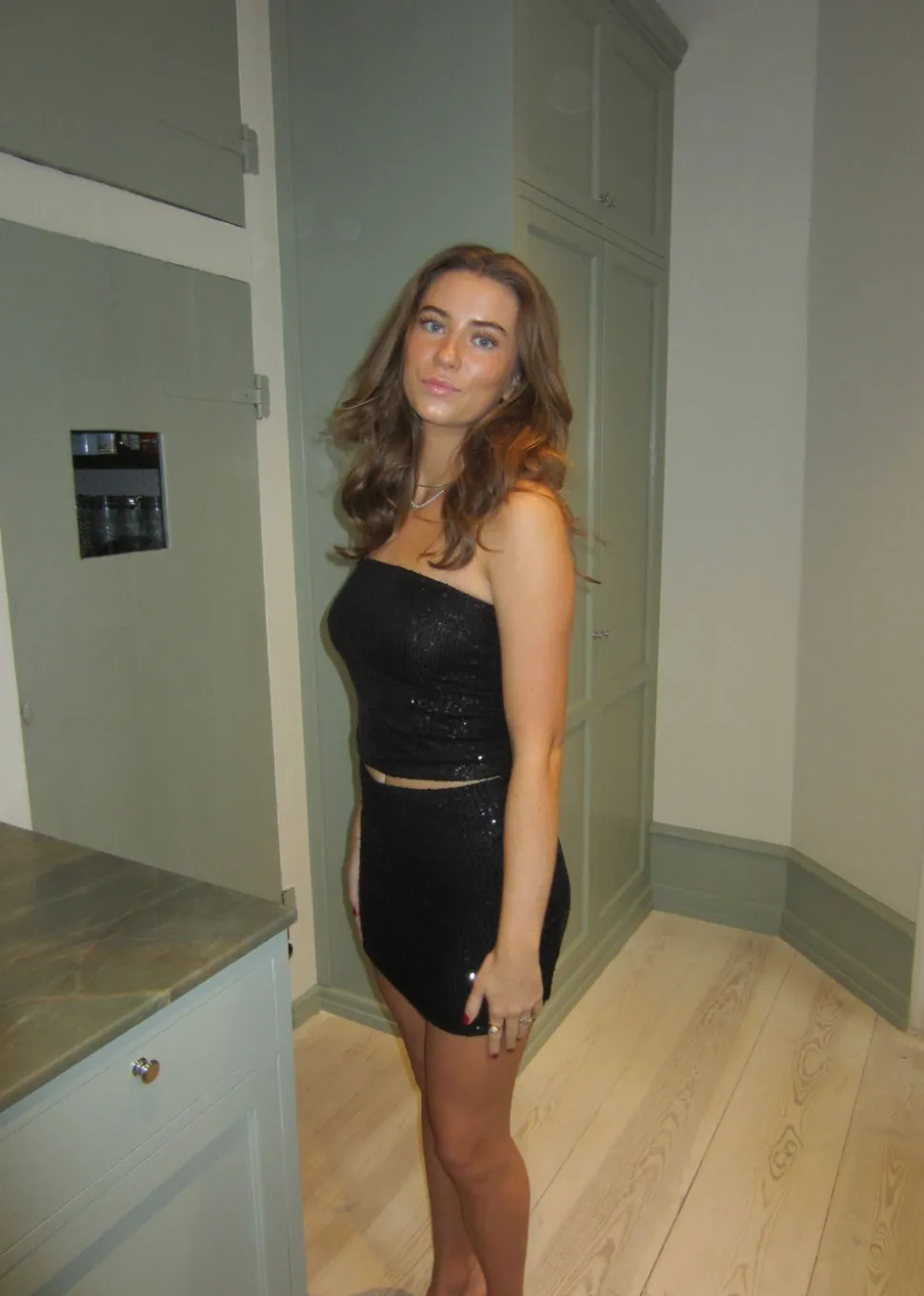 Jolie tubetop med pallietter - Sort