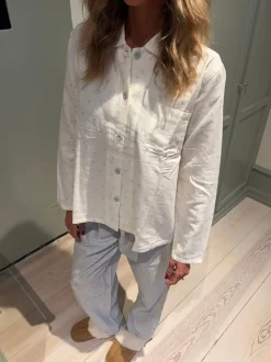 Kallie pyjamas sæt med kirsebær - Hvid/blå
