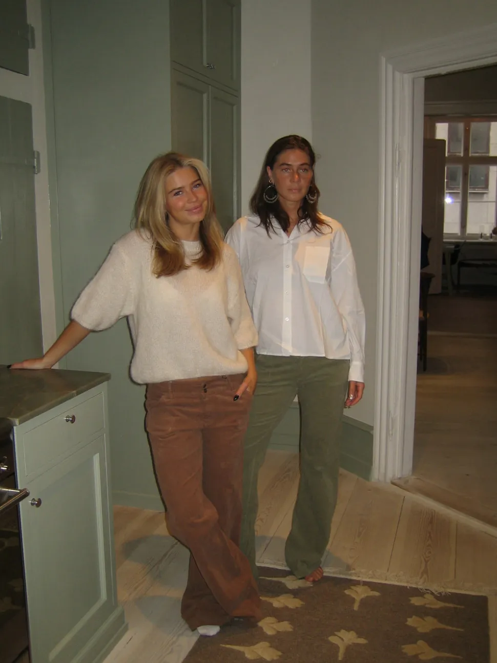 Karla fløjlsbukser - Kaki grøn