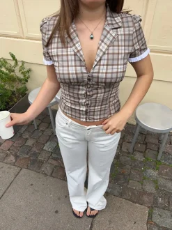 Kassandra figursyet skjorte med tern - Lysebrun/hvid