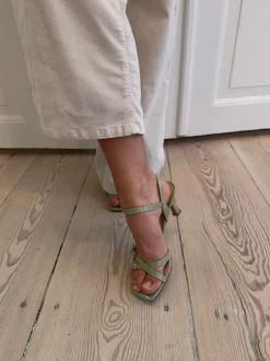 Katianna hæle med spændedetaljer - Pastelgrøn