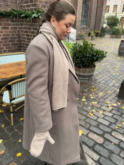 Kehlani halstørklæde i strik - Lys brun