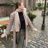 Kehlani luffer i strik - Lys brun
