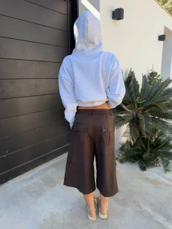 Kelsey bermudashorts med nålestriber - Brun