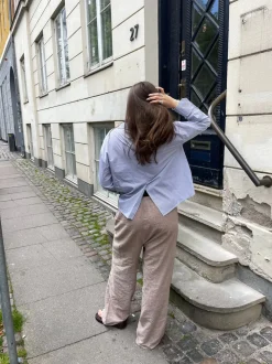 Kendall skjorte med striber - Lysegrå/hvid