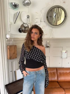 Kimmie langærmet bluse med polkaprikker - Sort/hvid