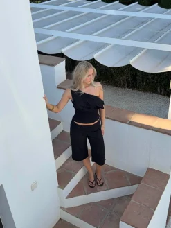 Kimmie top med blonder - Sort