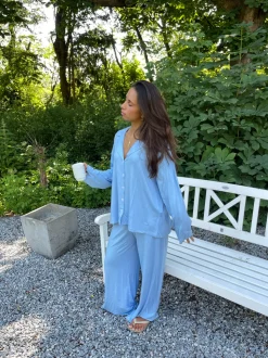 Laura pyjamasskjorte - Lyseblå