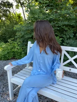 Laura pyjamasskjorte - Lyseblå