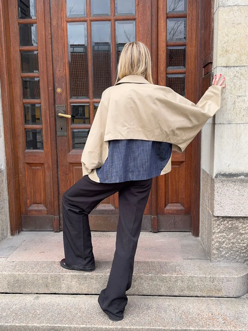Lenaya jakke med denimryg - Beige