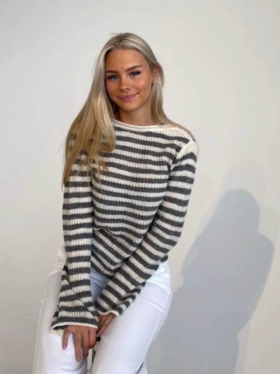 Leona striktrøje - Grå/beige