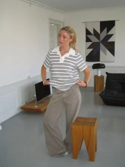 Line polo med striber - Hvid/beige/navy