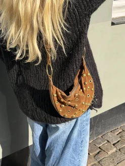 Loana taske med nitter - Brun