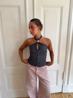 Loulou top med perledetalje - Grå