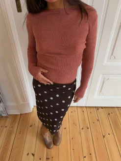 Lova figursyet striktrøje - Rosa