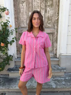 Luliana kortærmet skjorte med striber - Pink/hvid/sort