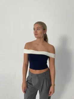 Maisy off shoulder top - Navy