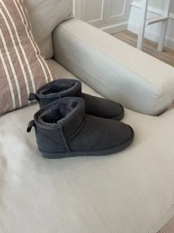 Malabo bamsestøvle kort - Grå