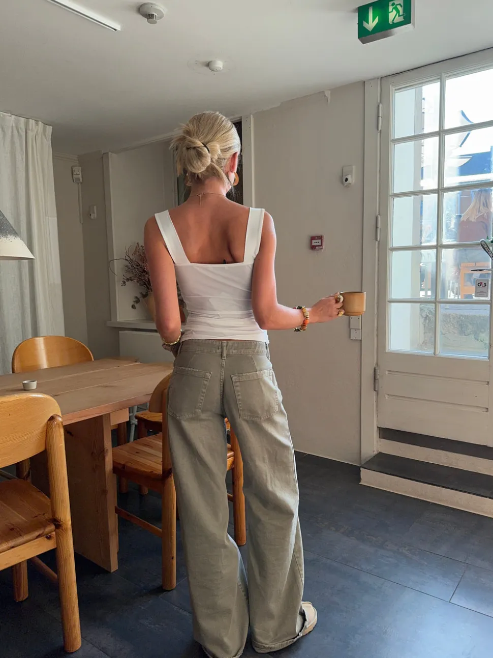 Mandaline tanktop med blondetaljer - Hvid