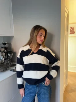 Margoth strikpolo med striber - Hvid/navy