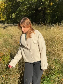 Marigona kort frakke - Beige