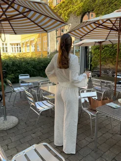 Mathilde Ravn bukser med stort broderi - Hvid