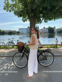 Mathilde Ravn bukser med småt broderi - Hvid