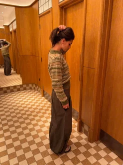 Melia striktrøje med striber - Grøn/beige