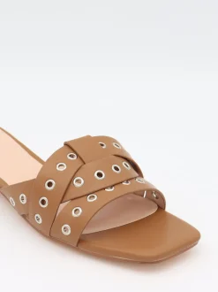Milina sandaler med nitter - Brun