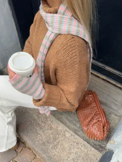 Mio sæt handsker og tørklæde - Lyserød/grå/blå