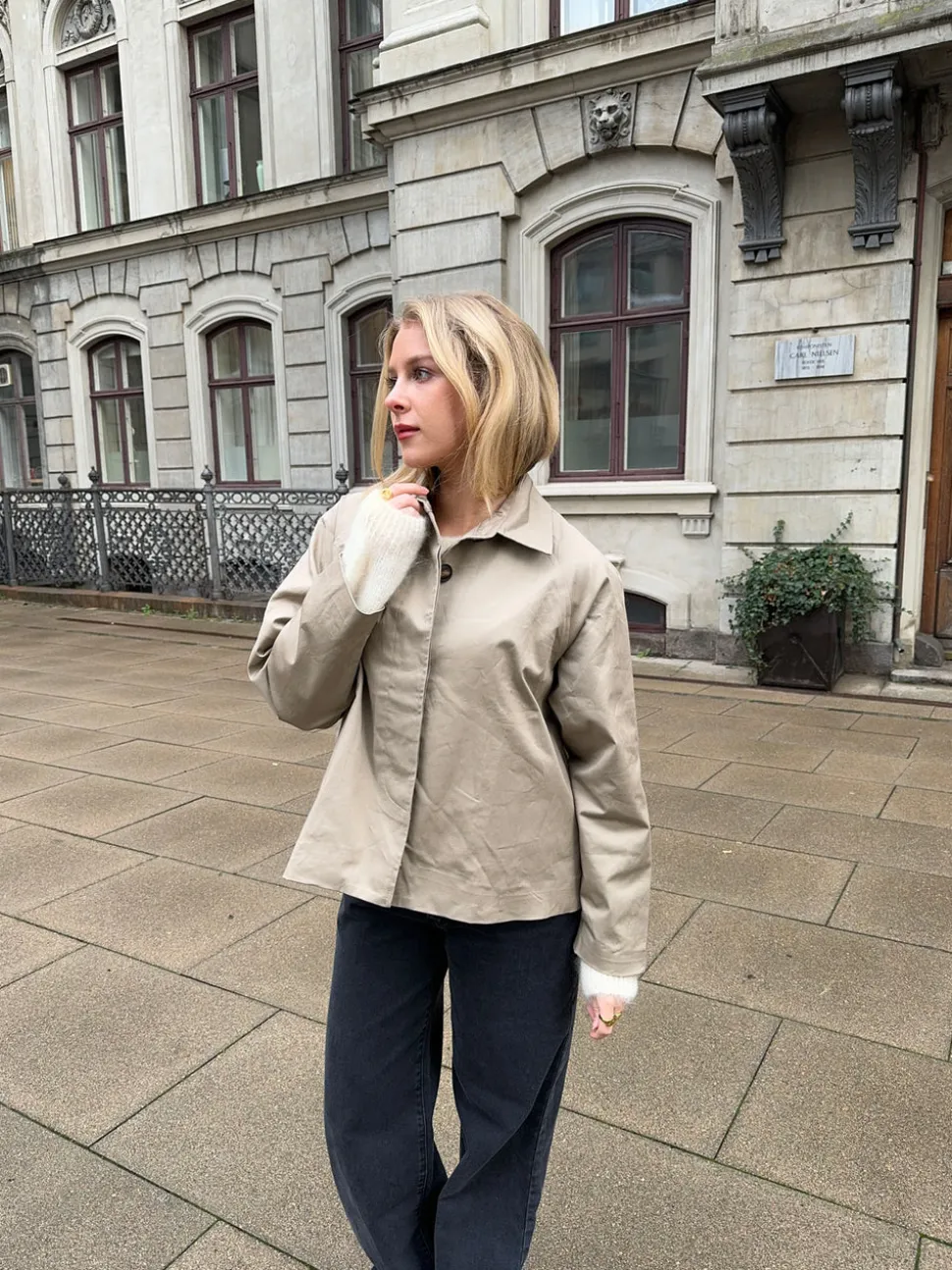 Monica kort trenchcoat - Beige