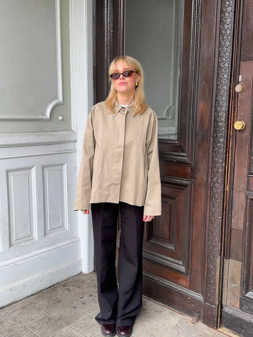 Monica kort trenchcoat - Beige