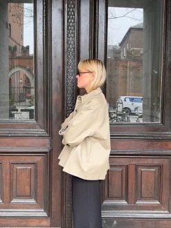 Monica kort trenchcoat - Beige