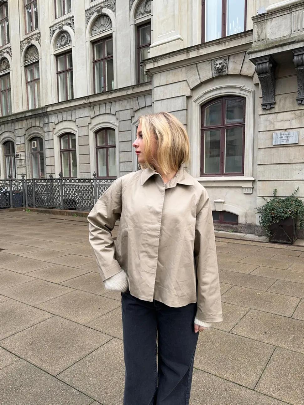 Monica kort trenchcoat - Beige