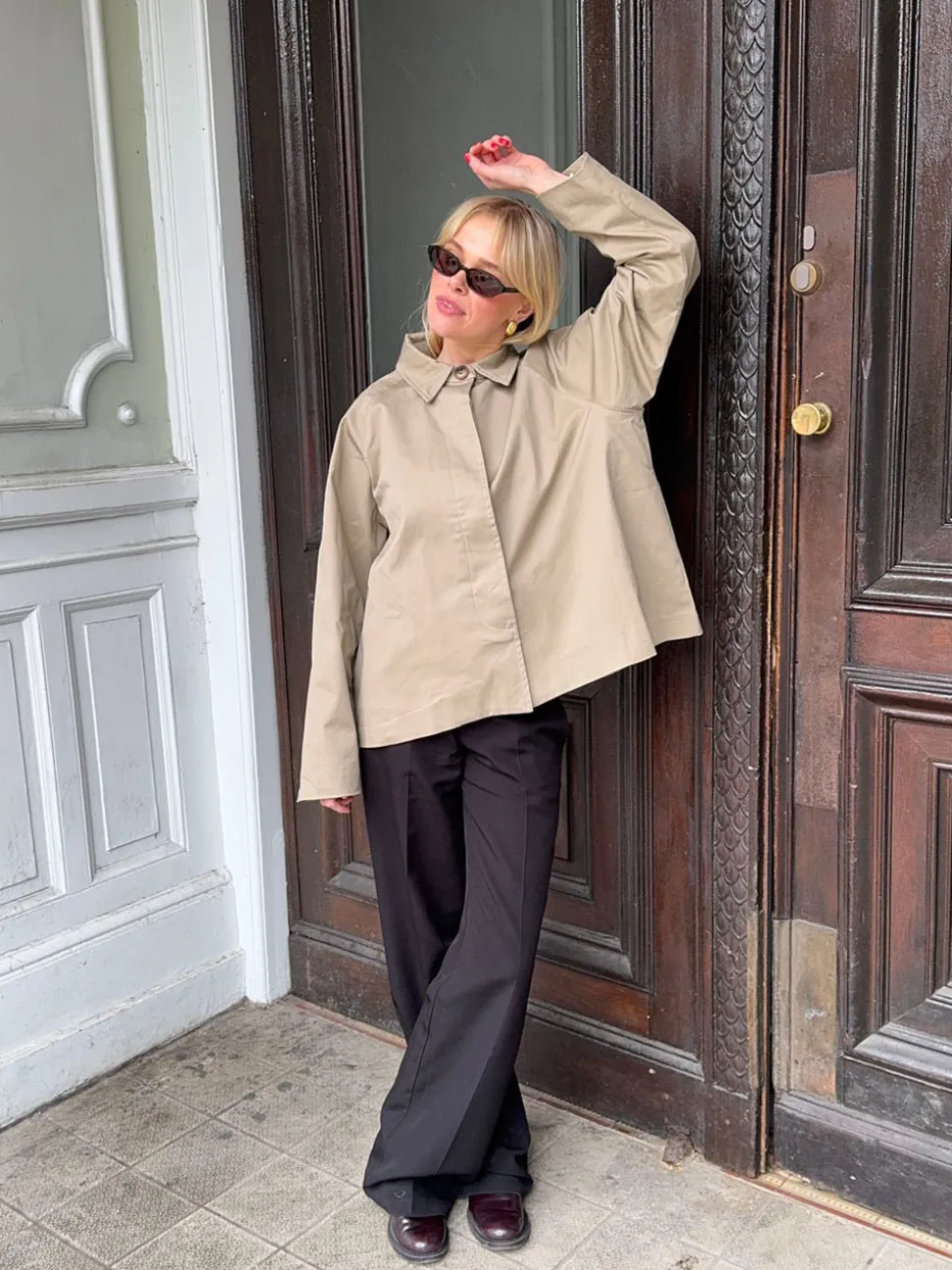 Monica kort trenchcoat - Beige