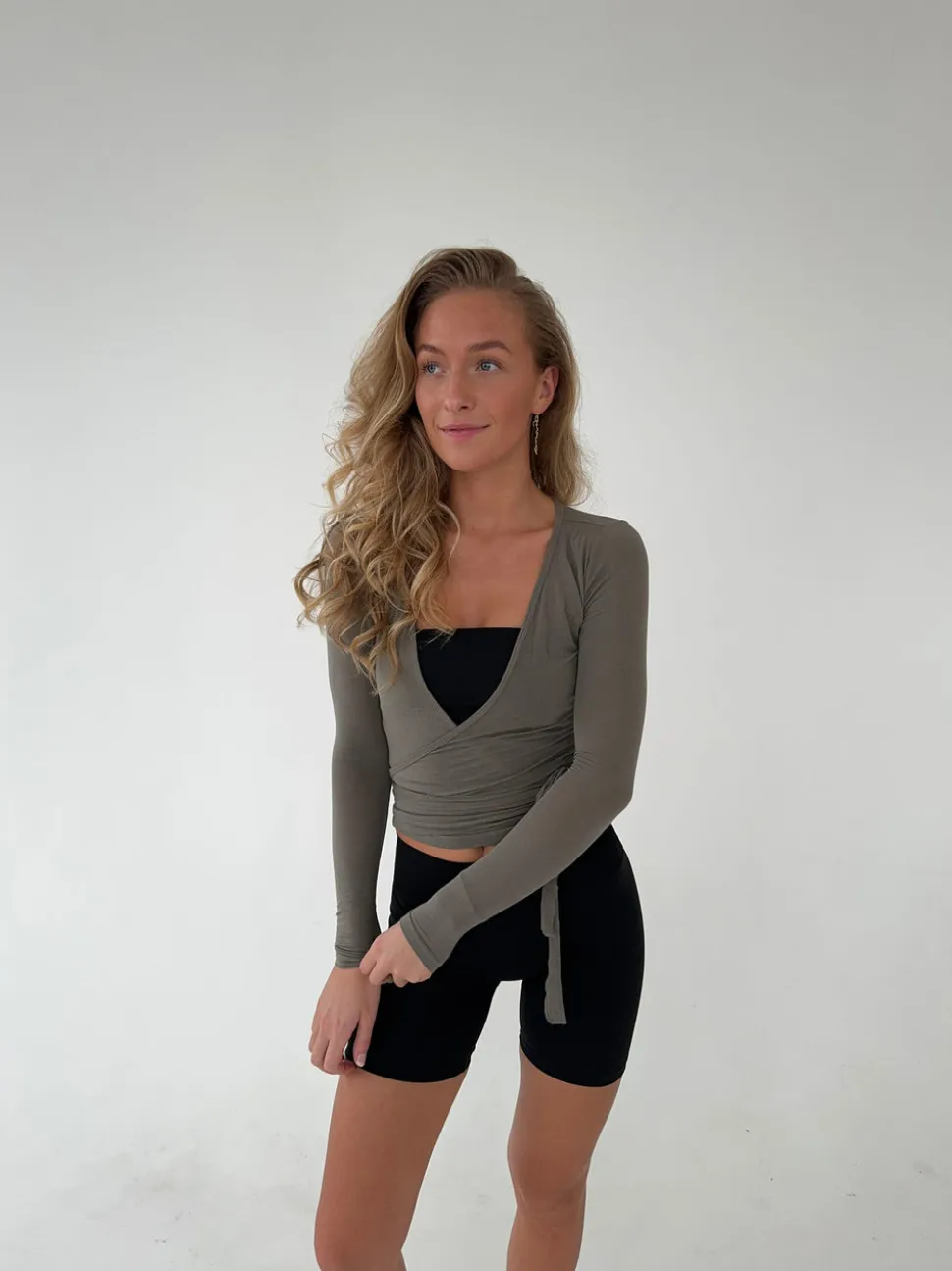 Motion wrap bluse - Ash