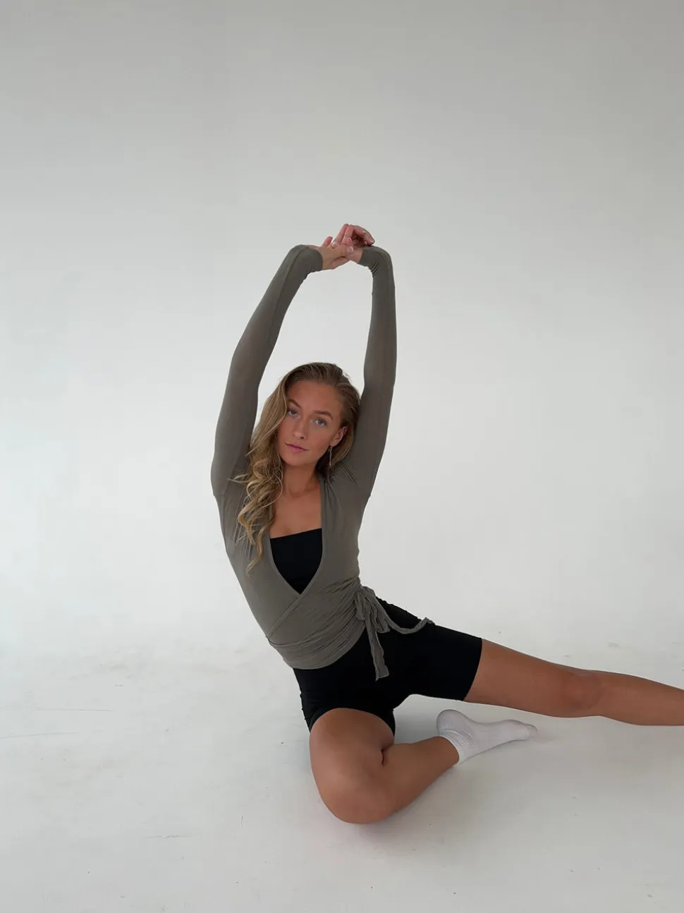 Motion wrap bluse - Ash