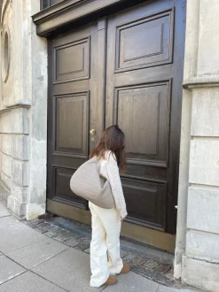 Musthave taske - Mørk Beige