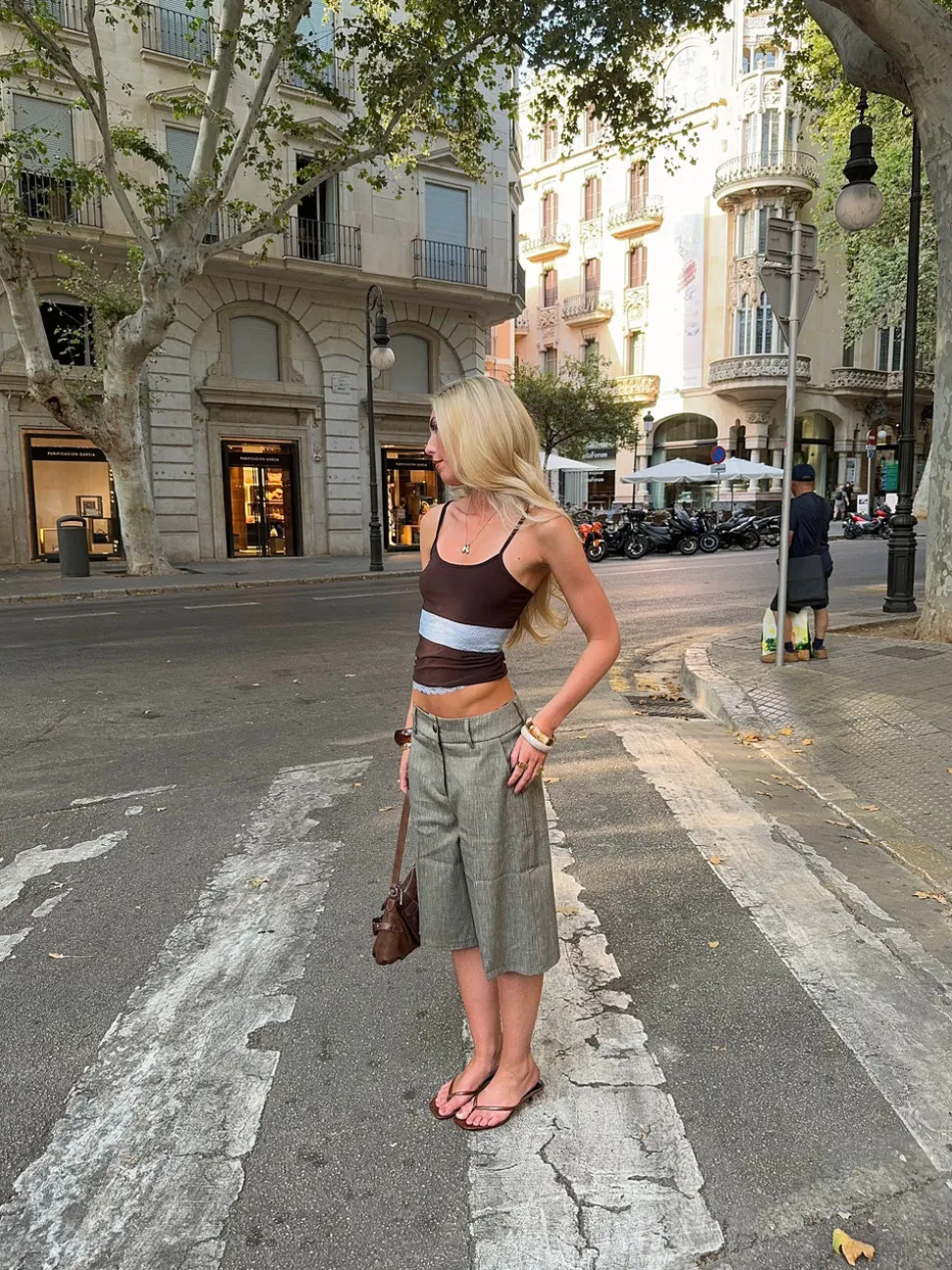 Nayaly bermudashorts - Kaki